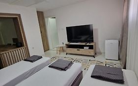 Apartments Natural And Bungalows